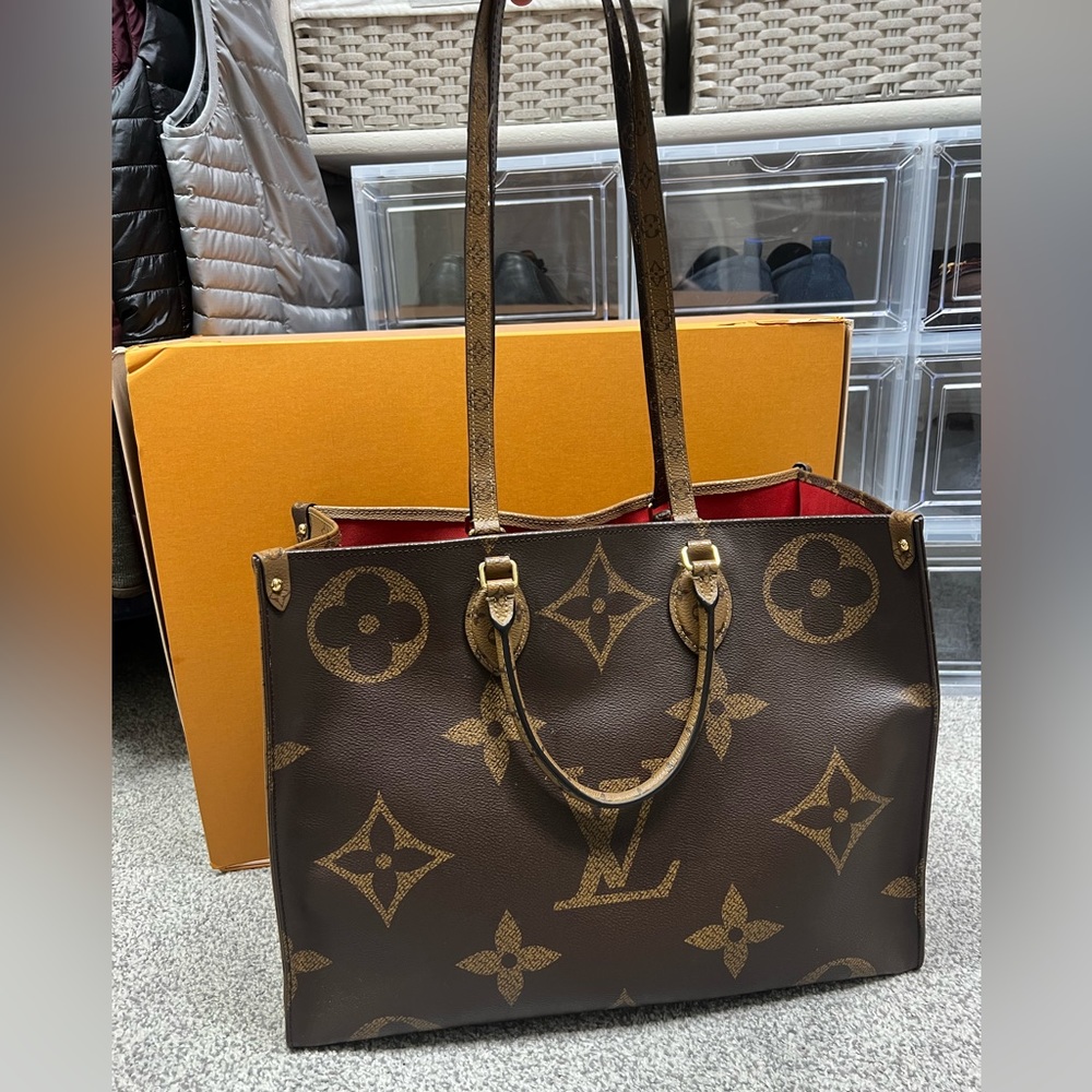 Authentic Louis Vuitton On The Go Reverse Monogram GM